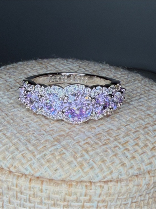 Bomb Party Jewelry - Bomb Party Lavender-Center Halo seven Stone Ring - Sz 8